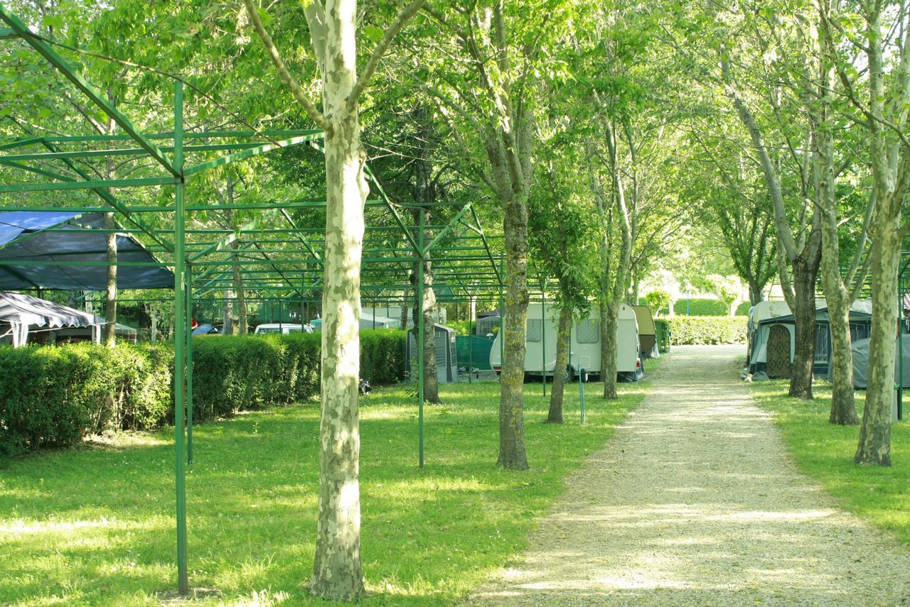 Camping El Pinajarro Hervás Exterior foto
