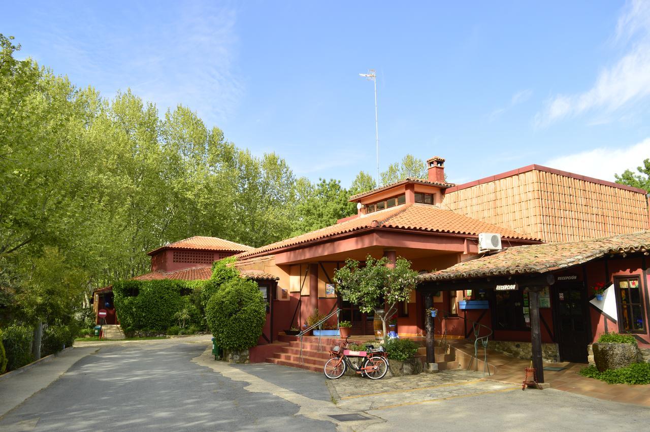 Camping El Pinajarro Hervás Exterior foto